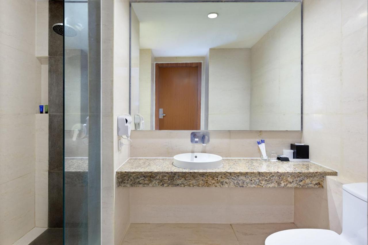 Aston Jember Hotel & Conference Center Luaran gambar